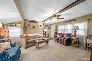 5 Hickory Ln, Sandwich, IL 60548 - Photo 8