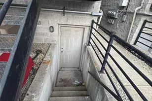 4242 S Vincennes Ave, Chicago, IL 60653 - Photo 20