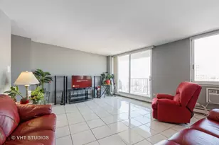 40 N Tower Rd, Oak Brook, IL 60523 - Photo 6