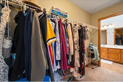 [Address not provided], North Aurora, IL 60542 - Photo 26