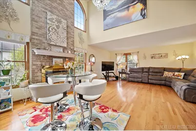 [Address not provided], North Aurora, IL 60542 - Photo 18