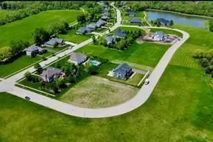 218 Whittemore Dr, Sycamore, IL 60178 - Photo 1