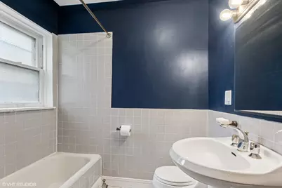 2451 N Campbell Avenue, Chicago, IL 60647 - Photo 18