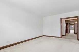 2451 N Campbell Ave, Chicago, IL 60647 - Photo 2