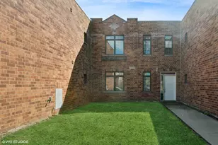 3537 W Carroll Ave, Chicago, IL 60624 - Photo 1