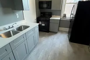 64 E 50th St, Chicago, IL 60615 - Photo 2