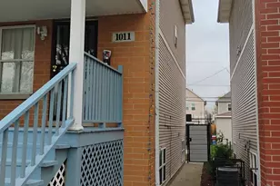 1011 N Keeler Ave, Chicago, IL 60651 - Photo 2