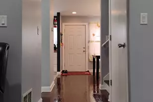 1011 N Keeler Ave, Chicago, IL 60651 - Photo 6