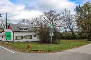 69 Washington St, Ingleside, IL 60041 - Photo 2