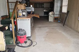 241 Little Peninsula Rd, Elgin, IL 60123 - Photo 10