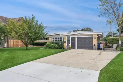 5134 N Mission Drive, Norridge, IL 60706 - Photo 1