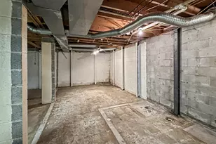 107 S Clinton St, Ashkum, IL 60911 - Photo 22