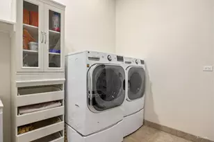 3015 Lincoln Rd, Oak Brook, IL 60523 - Photo 64