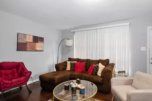 427 Clyde Ave, Calumet City, IL 60409 - Photo 4