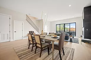 4347 N Richmond Ave, Chicago, IL 60618 - Photo 12