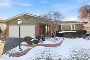 12856 S Brian Pl, Palos Park, IL 60464 - Photo 1