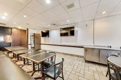 2649 W Peterson Avenue, Chicago, IL 60659 - Photo 10