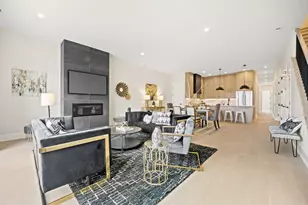 4347 N Richmond Ave, Chicago, IL 60618 - Photo 2