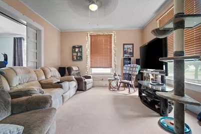 219 W Bennett Street, Pontiac, IL 61764 - Photo 4