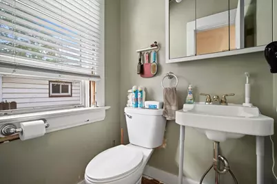 219 W Bennett Street, Pontiac, IL 61764 - Photo 12