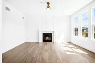 5017 Finlen Ln, Bloomington, IL 61705 - Photo 12