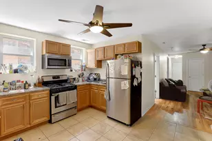 1665 W Fullerton Ave, Chicago, IL 60614 - Photo 4