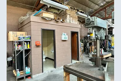 4444 N Elston Avenue, Chicago, IL 60630 - Photo 8