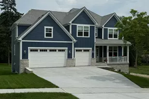 123 W Benton St, Oswego, IL 60543 - Photo 16