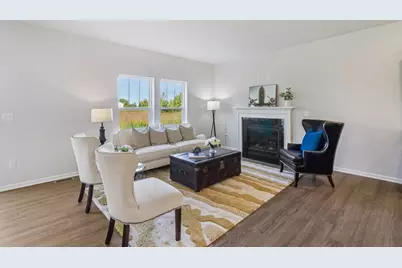 335 N. Aspen Drive, Cortland, IL 60112 - Photo 8