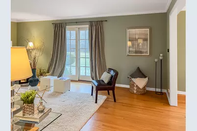 390 S Basswood Road, Lake Forest, IL 60045 - Photo 10