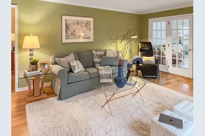 390 S Basswood Road, Lake Forest, IL 60045 - Photo 8