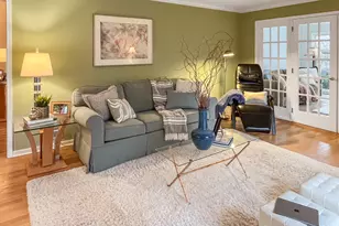 390 S Basswood Rd, Lake Forest, IL 60045 - Photo 8