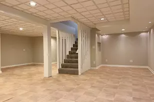 1183 Moonstone Run, Lake in the Hills, IL 60156 - Photo 32