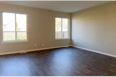 1183 Moonstone Run, Lake in the Hills, IL 60156 - Photo 18