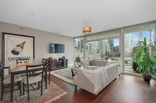 757 N Orleans St, Chicago, IL 60654 - Photo 6