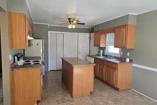 317 Mechanic, Mt. Sterling, IL 62353 - Photo 6