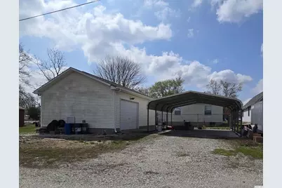 317 Mechanic, Mt. Sterling, IL 62353 - Photo 2