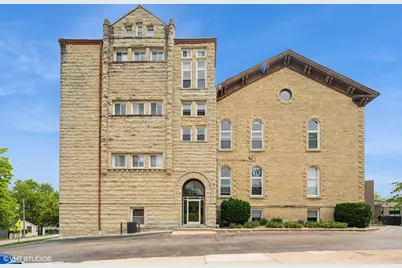 400 McCarthy Road #421, Lemont, IL 60439 - Photo 2