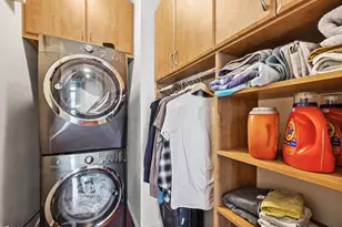 550 N St Clair St, Chicago, IL 60611 - Photo 14