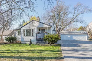 886 W Palatine Rd, Palatine, IL 60067 - Photo 2