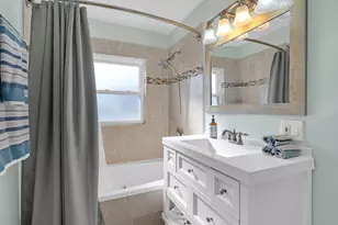 886 W Palatine Rd, Palatine, IL 60067 - Photo 16