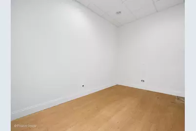 5365 W Devon Avenue, Chicago, IL 60646 - Photo 12