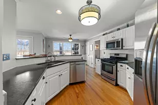 3451 Parliament Ln, Naperville, IL 60564 - Photo 10