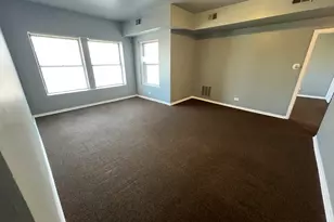 6902 S Michigan Ave, Chicago, IL 60637 - Photo 2