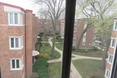 1921 W Hood Avenue #3B, Chicago, IL 60660 - Photo 10