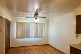 412 Saginaw Ave, Calumet City, IL 60409 - Photo 14