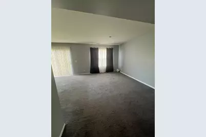 1918 Stonegate Drive, Calumet City, IL 60409 - Photo 4