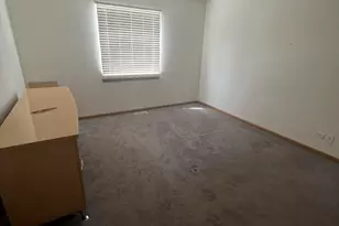 1918 Stonegate Dr, Calumet City, IL 60409 - Photo 10