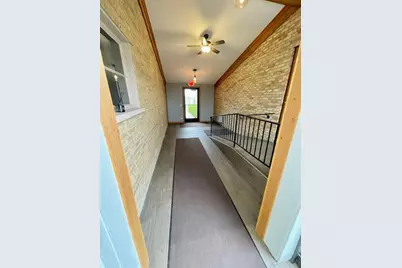 70 S US Hwy 45 #201, Grayslake, IL 60030 - Photo 12