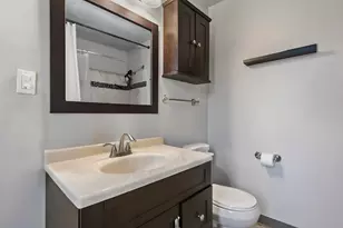 6756 S Oglesby Ave, Chicago, IL 60649 - Photo 10